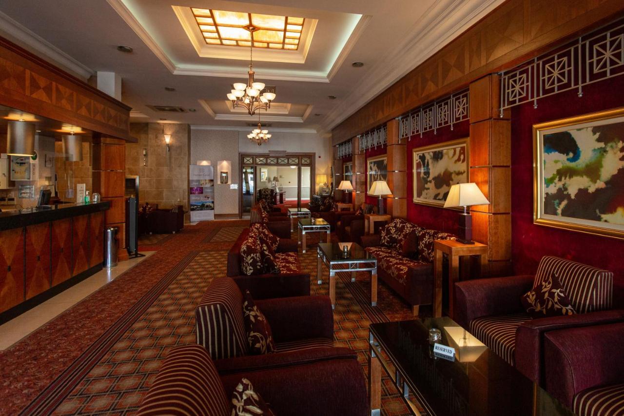 Hamlet Court Hotel Johnstown Bridge Eksteriør billede