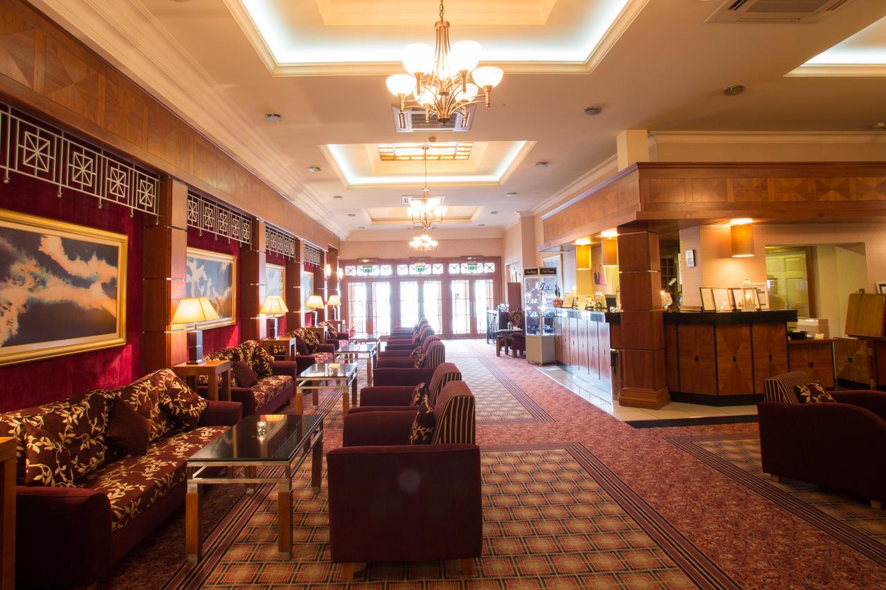 Hamlet Court Hotel Johnstown Bridge Eksteriør billede